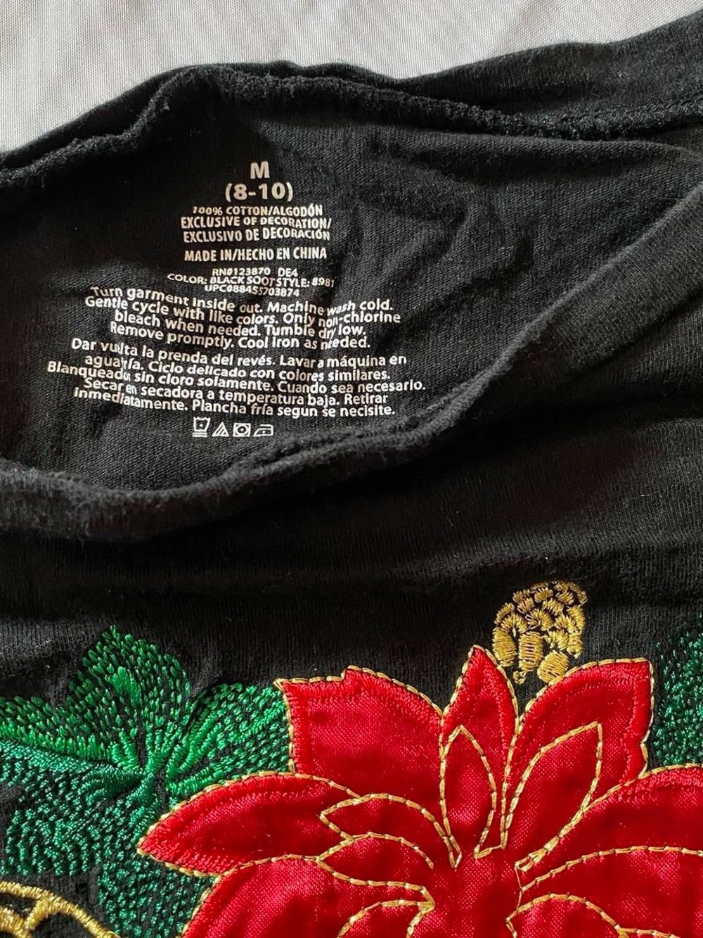 Vintage 80s Christmas Embroidered Poinsettia Long Sleeve Shirt 100% Cotton Sz M - Picture 4 of 6